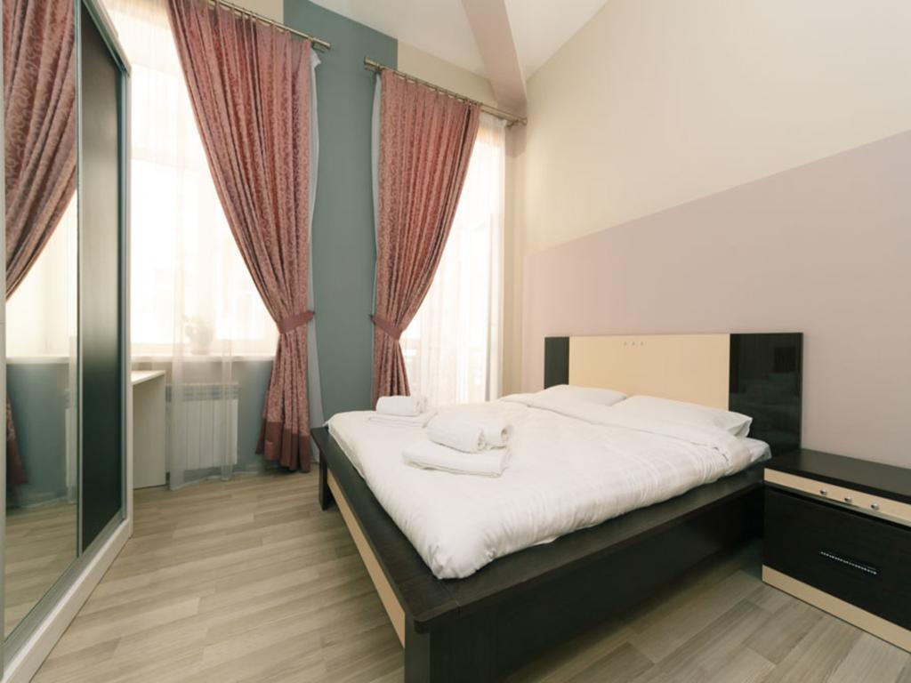 Apartment Near Olympic Stadium Київ Екстер'єр фото
